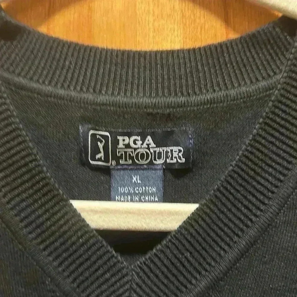 PGA tour sweater vest size XL - Picture 2 of 4